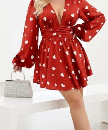 VESTIDO ROJO DE CORAZONES