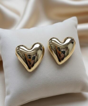 ARETES DE CORAZONES