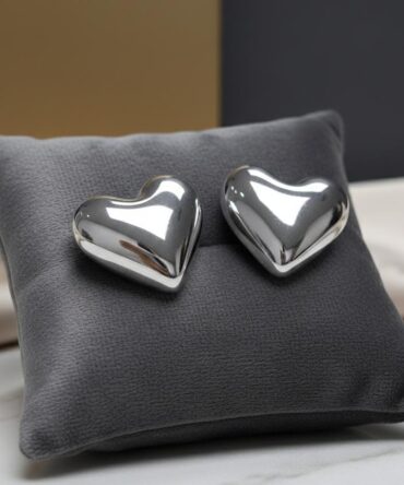 ARETES DE CORAZONES