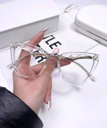 Lentes transparentes con diseños de ojos de gato con marco en pasta transparente